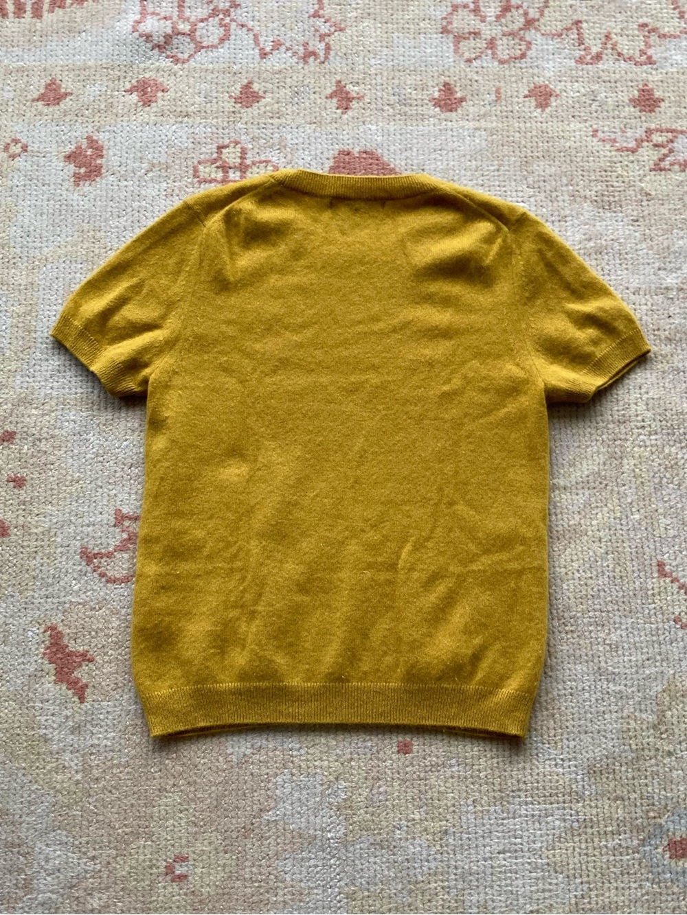 Quince Mongolian Cashmere Tee Mustard Gold Yellow, size Large - Picture 3 of 7